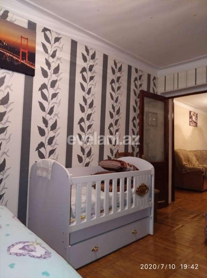 Satılır, köhnə tikili, 2 otaqlı, 50 m², Qara Qarayev m.