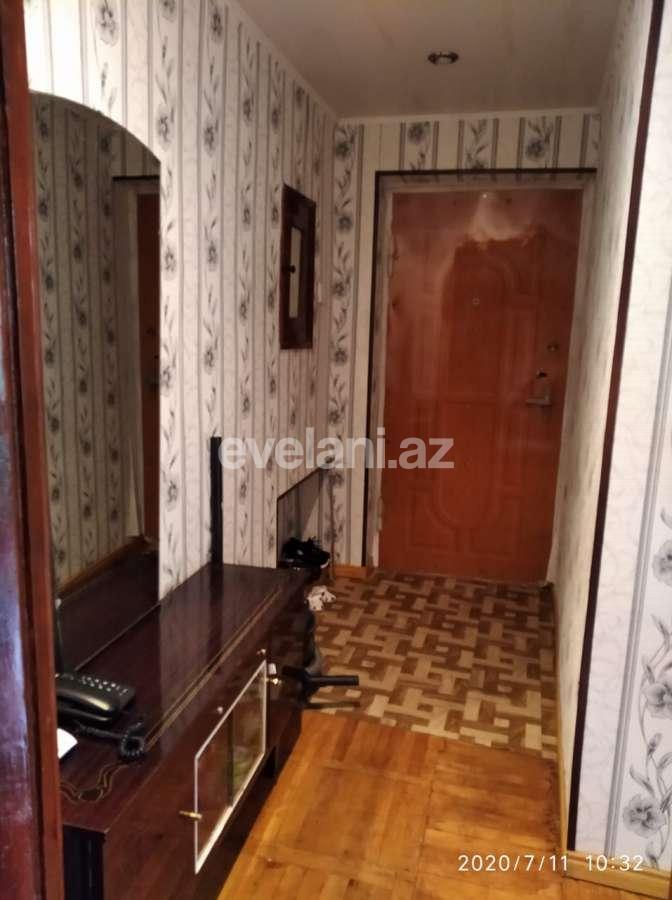 Satılır, köhnə tikili, 2 otaqlı, 50 m², Qara Qarayev m.