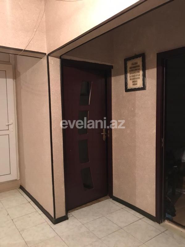 Satılır, köhnə tikili, 3 otaqlı, 70 m², Azadlıq prospekti m.