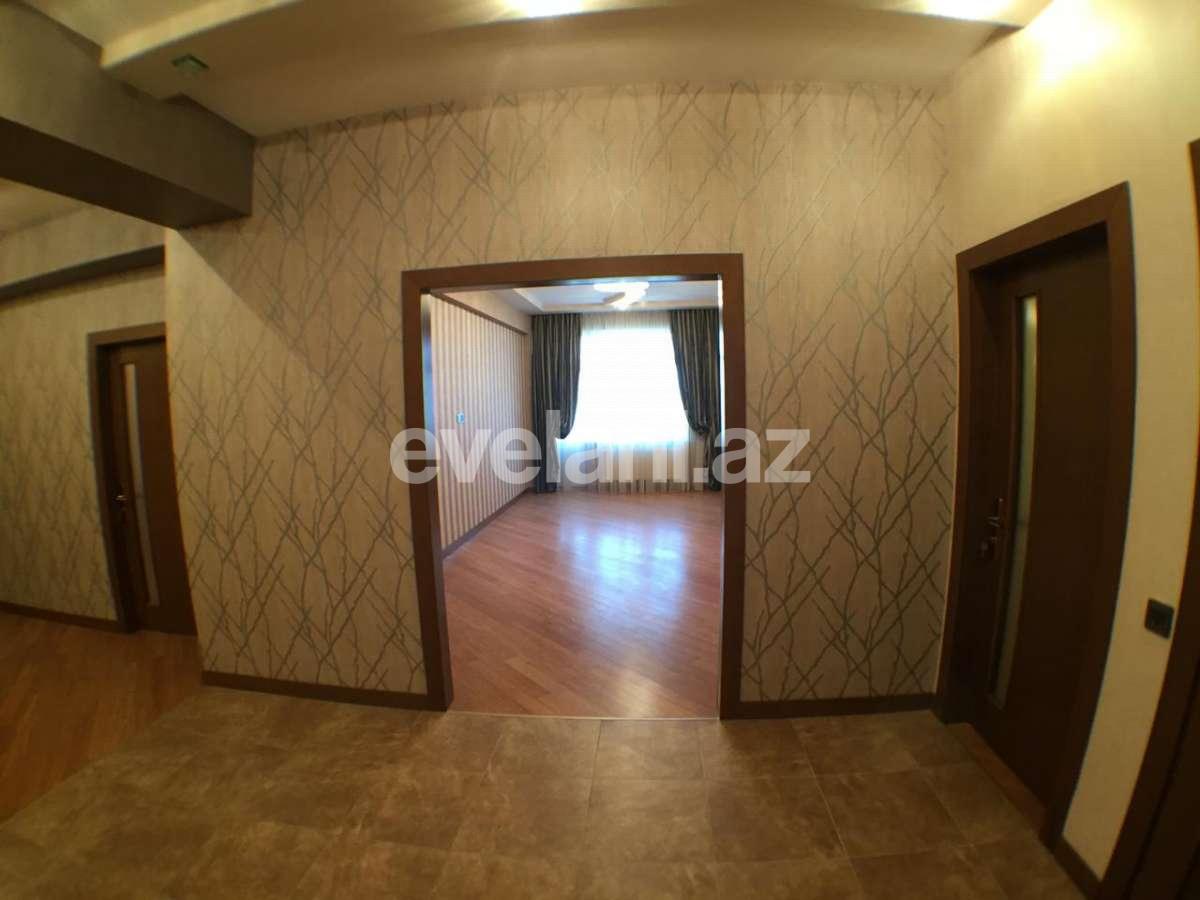 Satılır, yeni tikili, 3 otaqlı, 114 m², 8 Noyabr m.