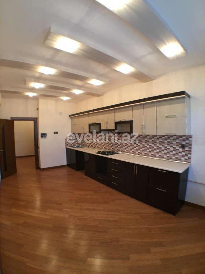 Satılır, yeni tikili, 3 otaqlı, 114 m², 8 Noyabr m.