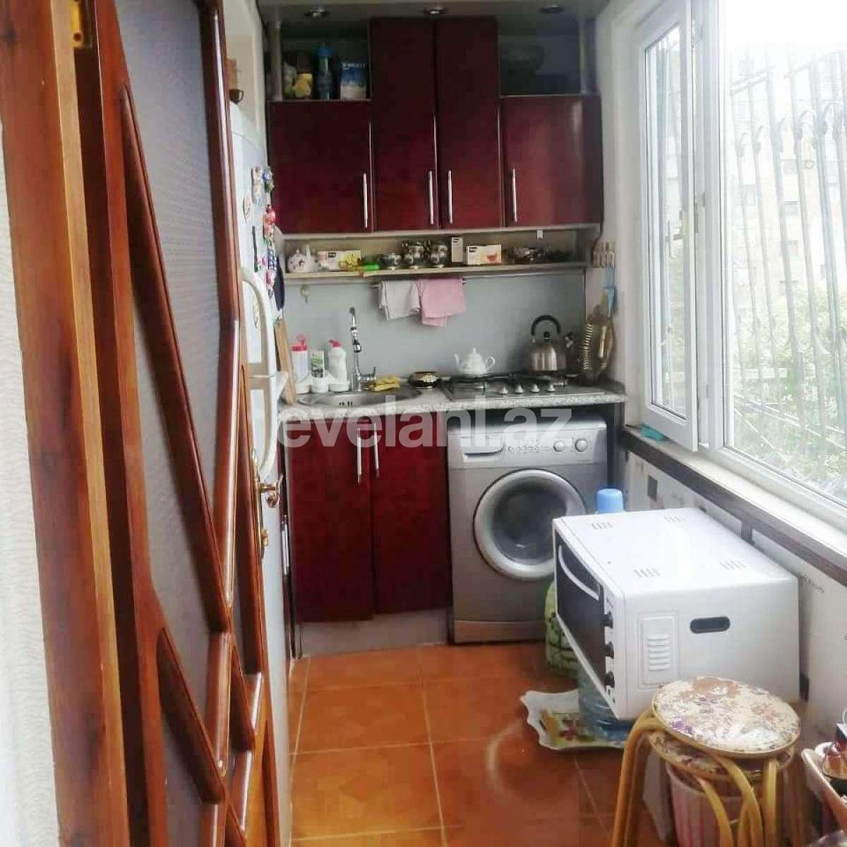 Satılır, köhnə tikili, 2 otaqlı, 50 m², Gənclik m.
