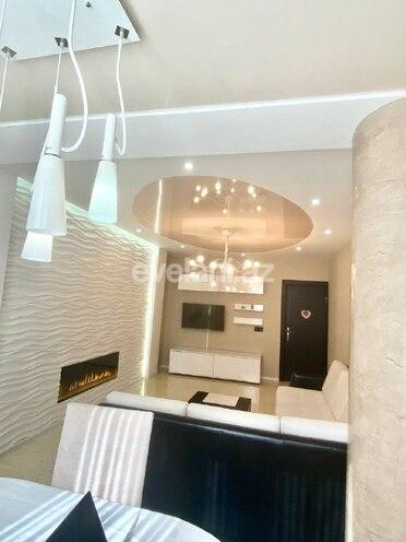 Sale, old building, 2 room, 70 m², Ganjlik m.