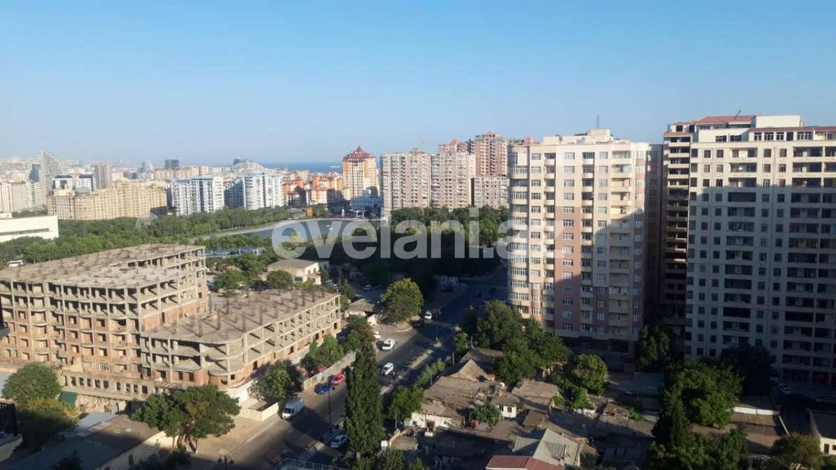 Sale, new building, 4 room, 200 m², Ganjlik m.