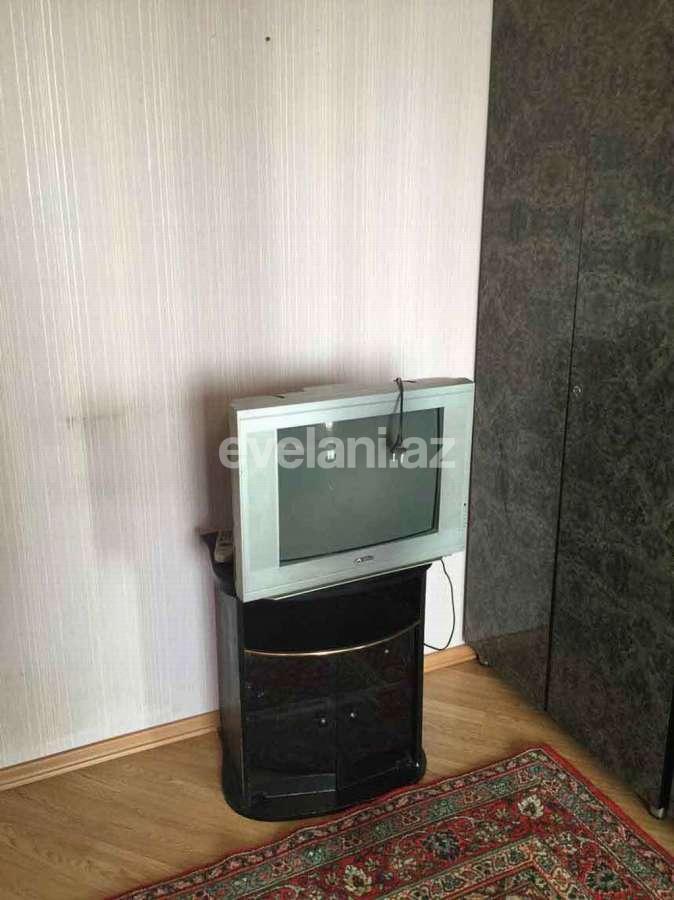 Kirayə verilir, köhnə tikili, 1 otaqlı, 35 m², 28 may m.