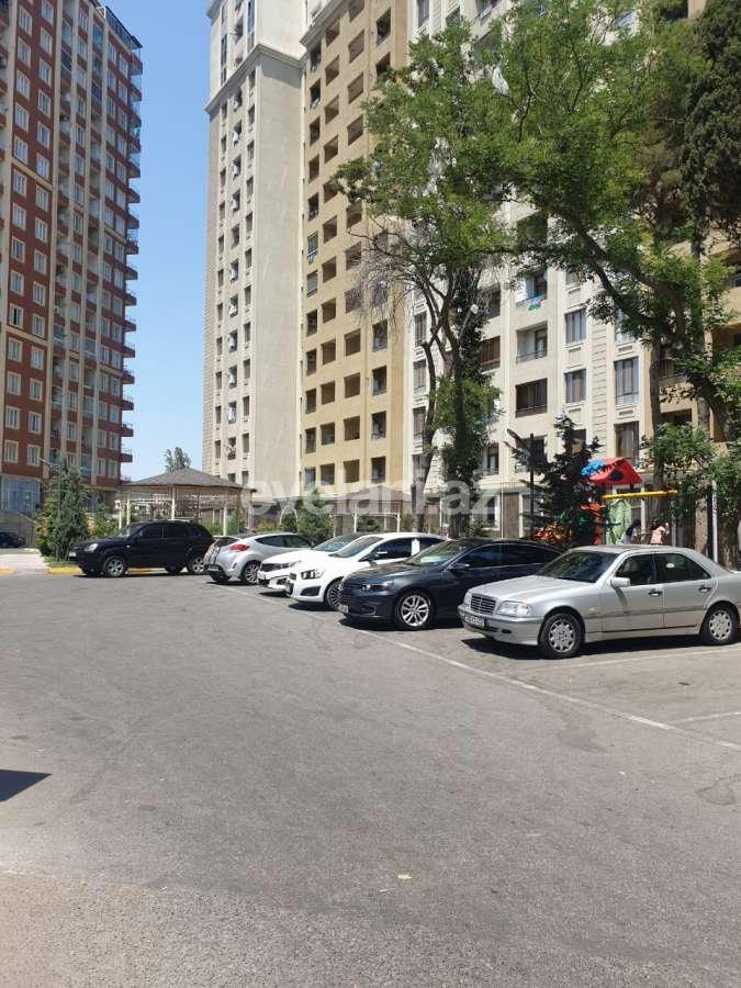 Satılır, yeni tikili, 3 otaqlı, 120 m², Memar Əcəmi m.