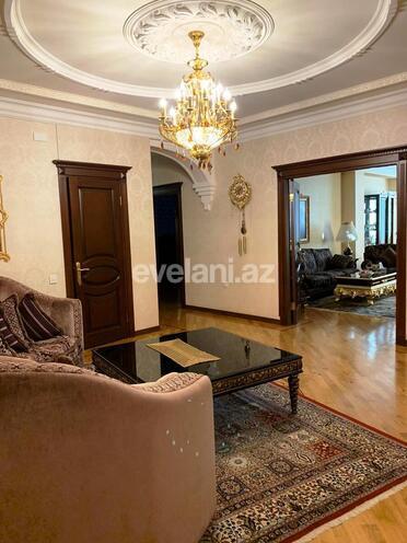 Sale, new building, 4 room, 200 m², Ganjlik m.
