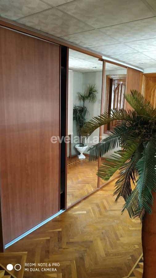 Kirayə verilir, ofis, 5 otaqlı, 210 m², Səbail r.