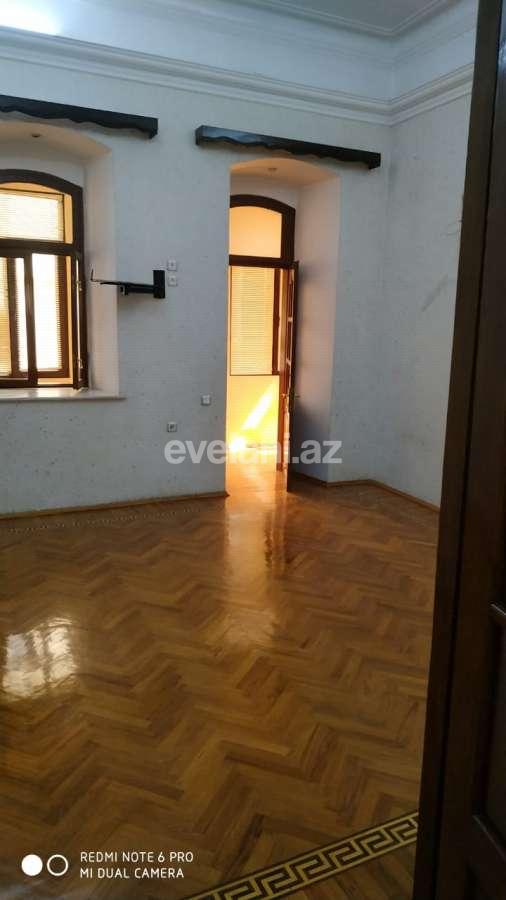 Kirayə verilir, ofis, 5 otaqlı, 210 m², Səbail r.