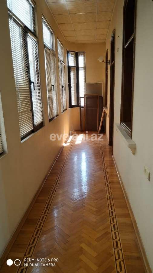 Kirayə verilir, ofis, 5 otaqlı, 210 m², Səbail r.