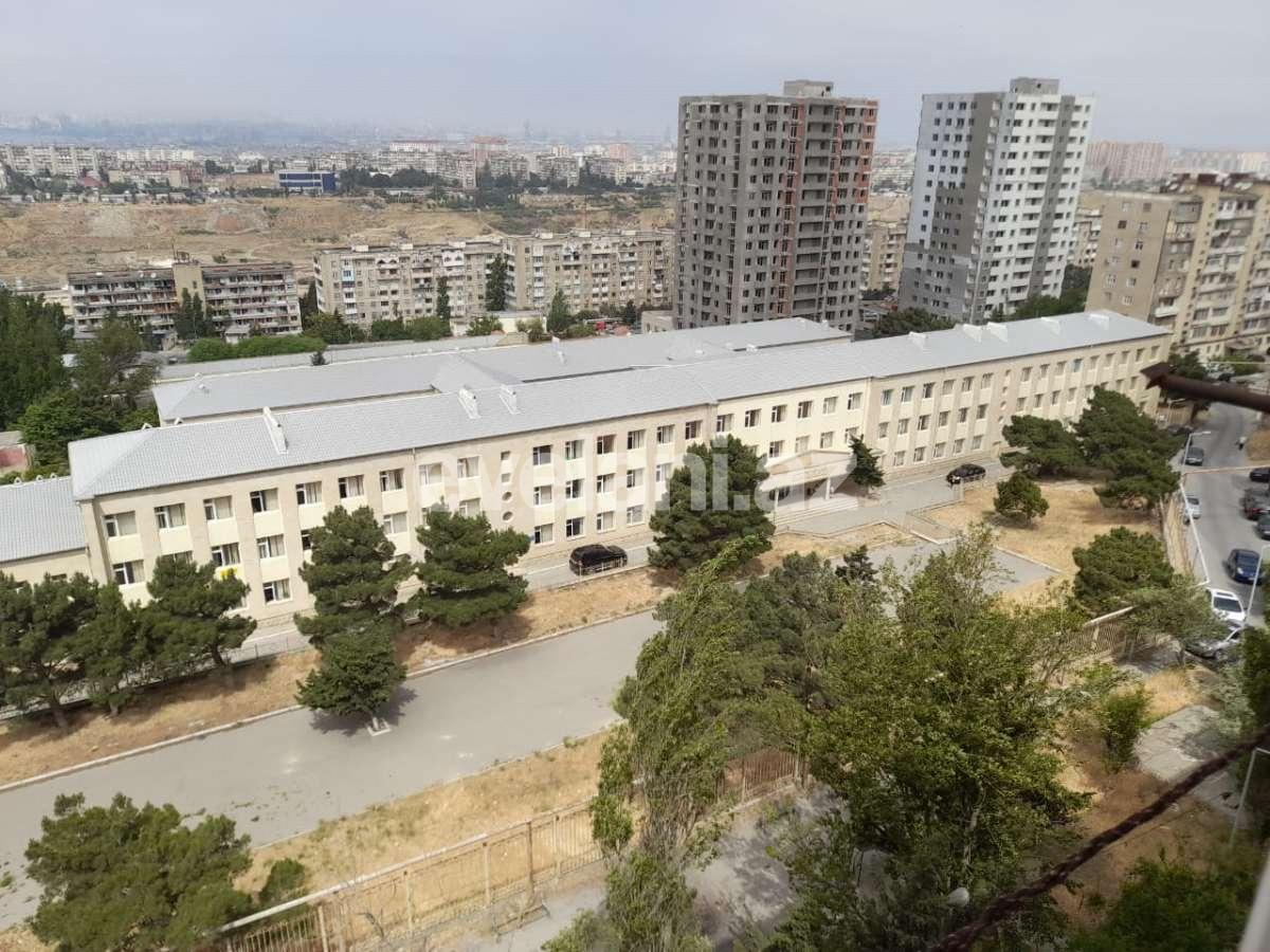 Satılır, köhnə tikili, 3 otaqlı, 70 m², Yeni Günəşli q.