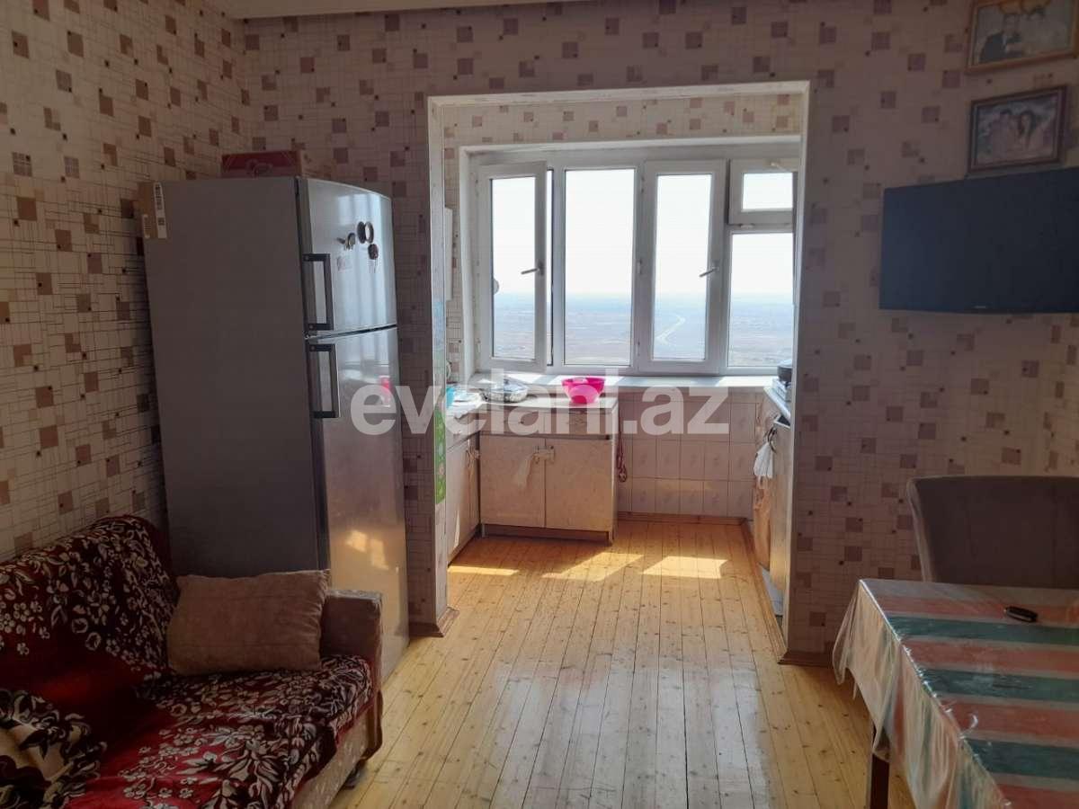 Satılır, köhnə tikili, 3 otaqlı, 70 m², Yeni Günəşli q.