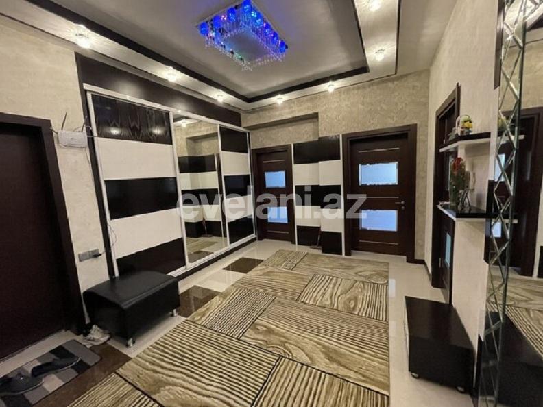Satılır, yeni tikili, 3 otaqlı, 142 m², İnşaatçılar m.