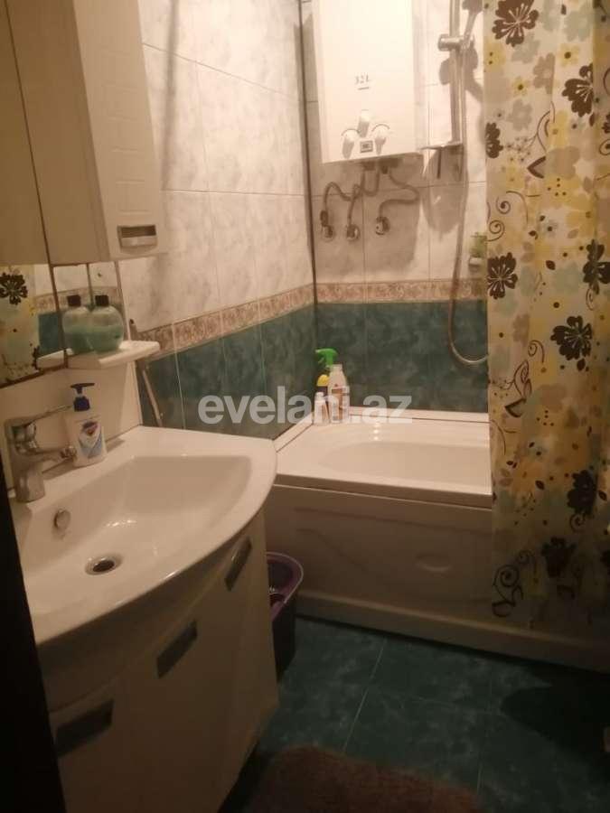 Satılır, köhnə tikili, 3 otaqlı, 80 m², Massiv D q.