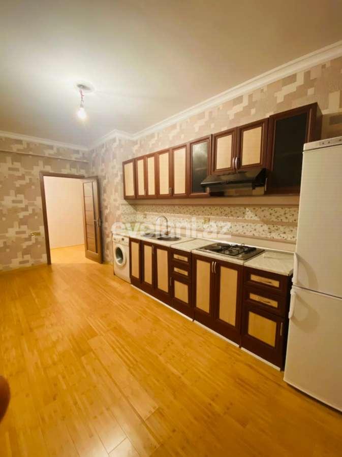 Kirayə verilir, yeni tikili, 3 otaqlı, 112 m², İnşaatçılar m.