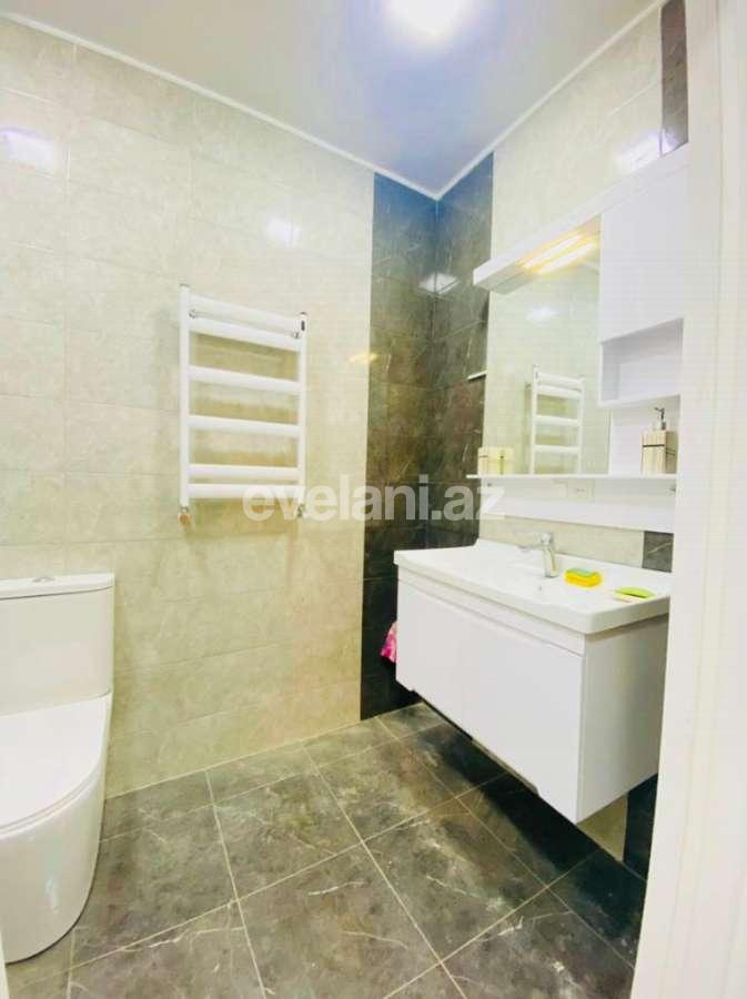 Satılır, yeni tikili, 2 otaqlı, 50 m², İnşaatçılar m.