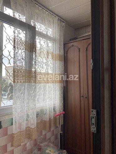 Satılır, köhnə tikili, 3 otaqlı, 90 m², Neftçilər m.