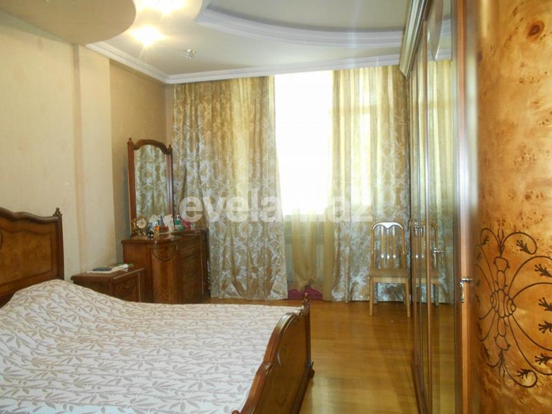 Satılır, yeni tikili, 3 otaqlı, 140 m², 28 may m.