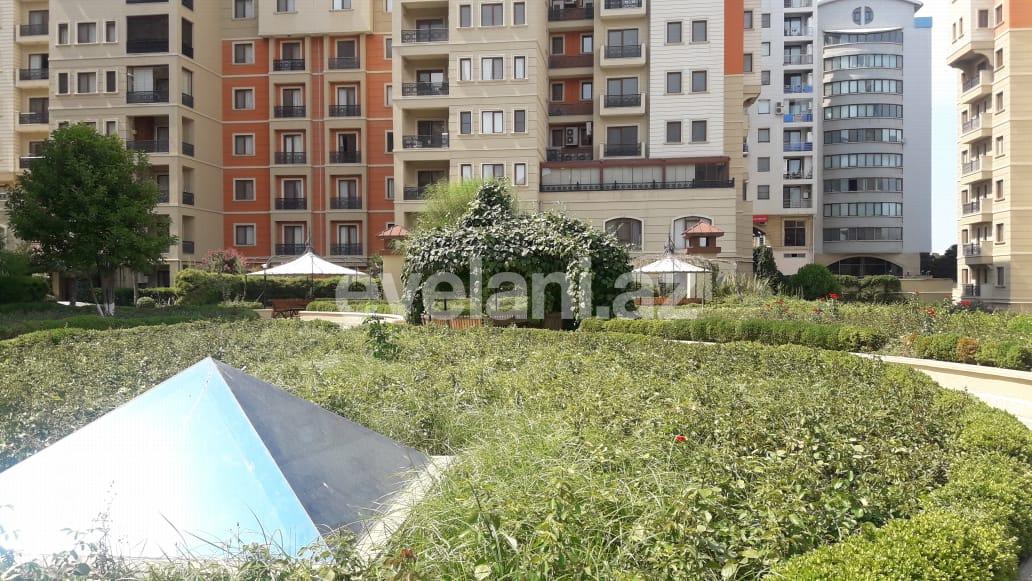 Sale, new building, 5 room, 300 m², Narimanov r.