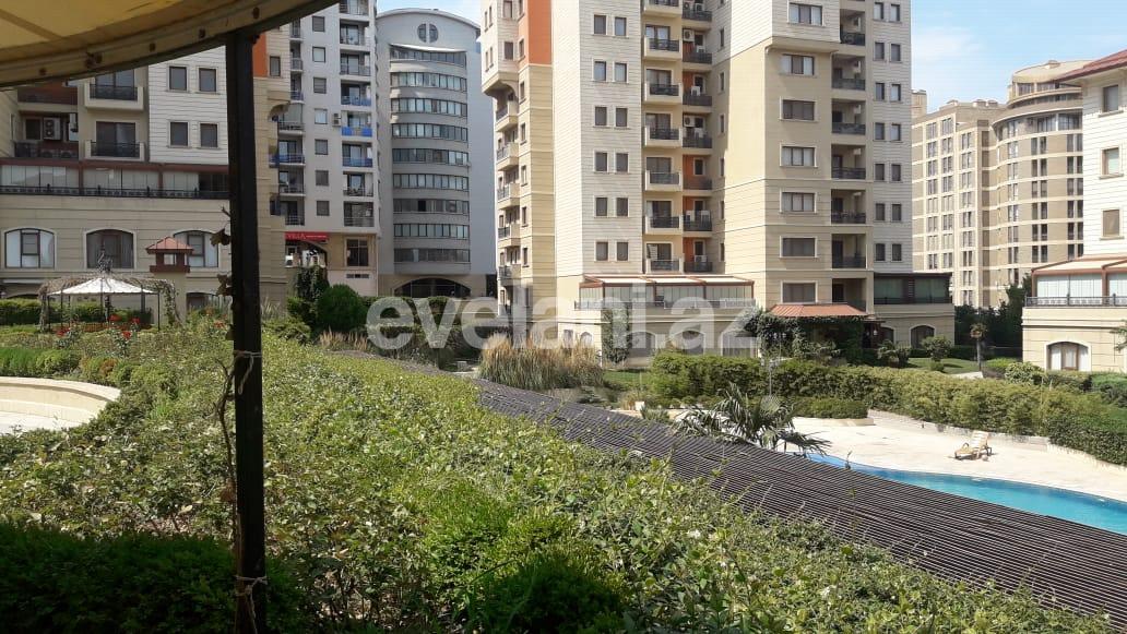 Sale, new building, 5 room, 300 m², Narimanov r.