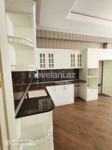 Satılır, yeni tikili, 4 otaqlı, 200 m², Nizami m.