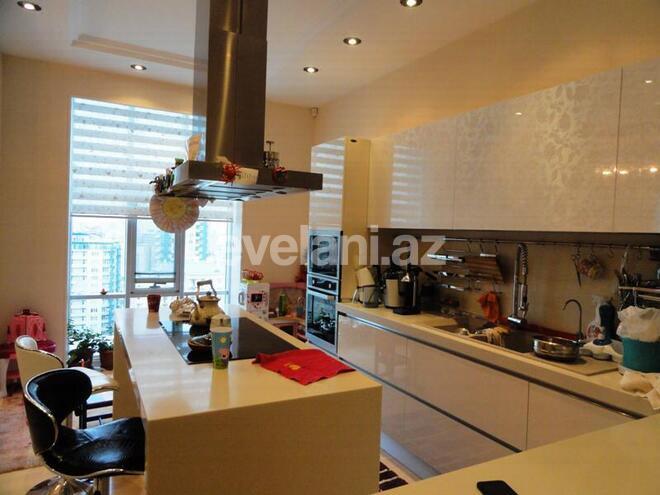 Satılır, yeni tikili, 4 otaqlı, 220 m², Yasamal r.