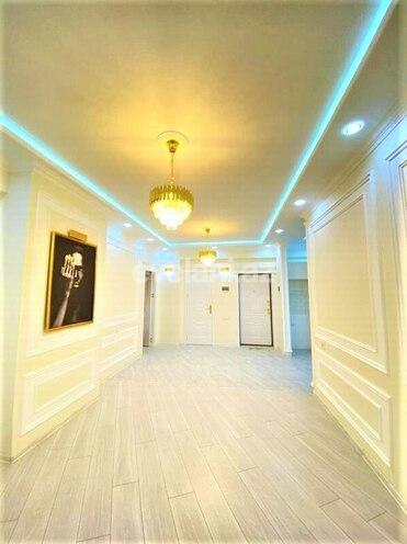 Продаётся, новостройка, 3-комнаты, 85 m², Ази Асланов m.