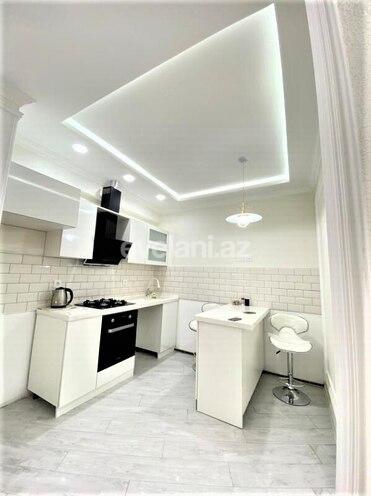 Продаётся, новостройка, 3-комнаты, 85 m², Ази Асланов m.