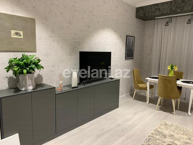 Kirayə verilir, yeni tikili, 2 otaqlı, 75 m², İçəri Şəhər m.