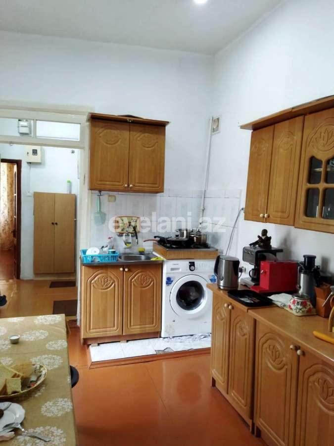 Satılır, köhnə tikili, 3 otaqlı, 70 m², Nizami m.