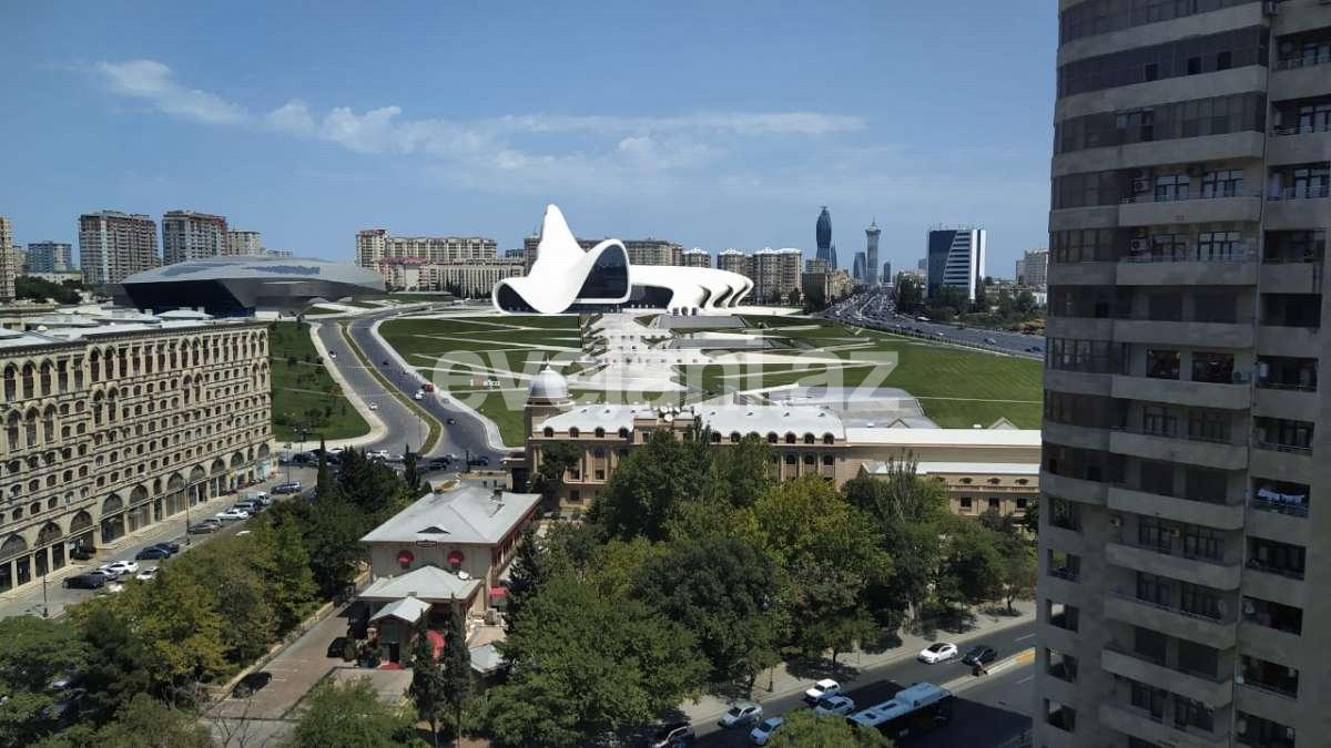 Sale, new building, 3 room, 140 m², Ganjlik m.