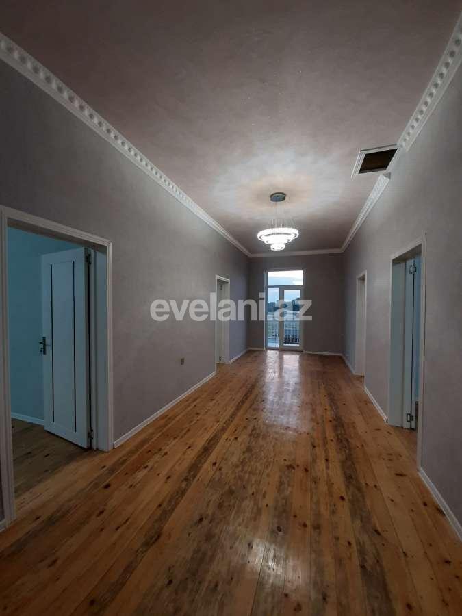 Satılır, həyət evi / bağ, 5 otaqlı, 306 m², Şüvəlan q.