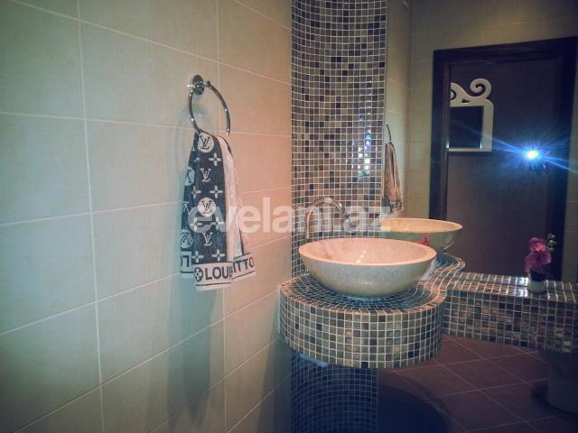 Kirayə verilir, yeni tikili, 3 otaqlı, 130 m², Şah İsmayıl Xətai m.