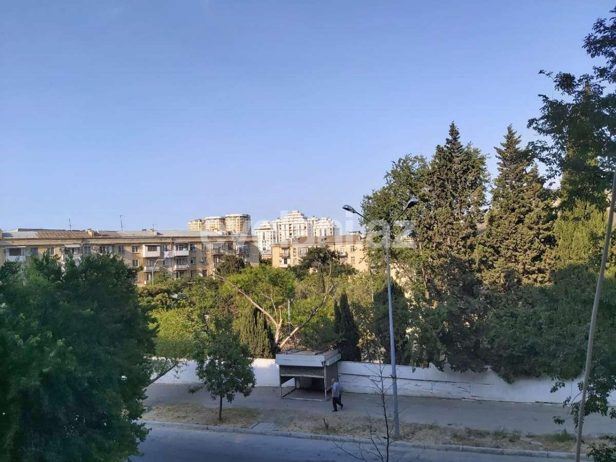 Сдаётся, вторичка, 4-комнаты, 100 m², Элмляр Академиясы m.