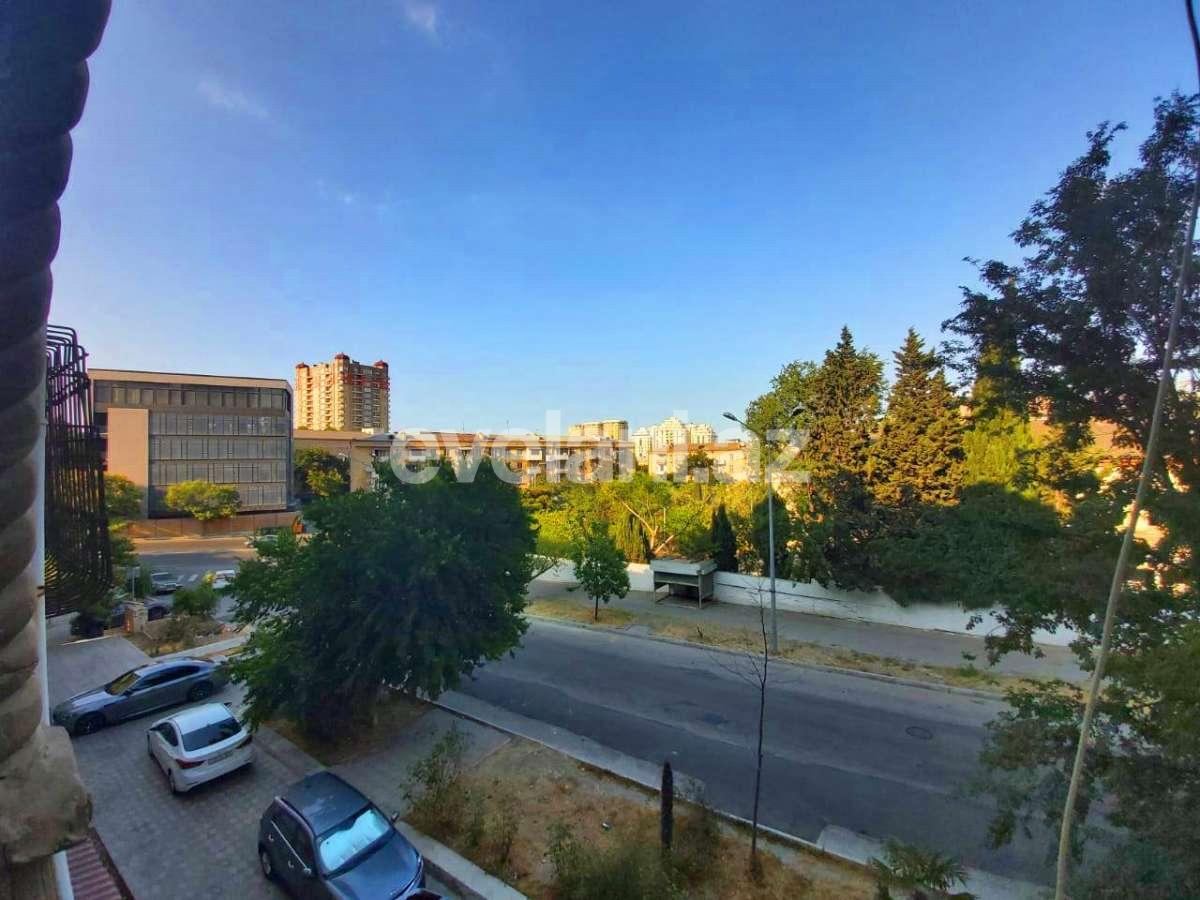 Сдаётся, вторичка, 4-комнаты, 100 m², Элмляр Академиясы m.