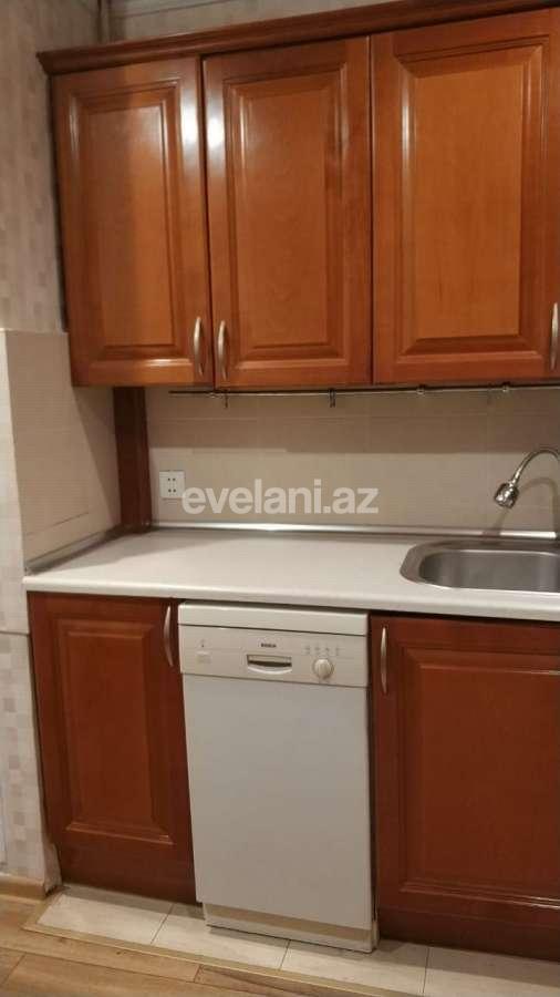 Kirayə verilir, köhnə tikili, 2 otaqlı, 75 m², 28 may m.