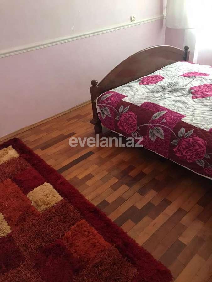 Satılır, köhnə tikili, 4 otaqlı, 140 m², Azadlıq prospekti m.