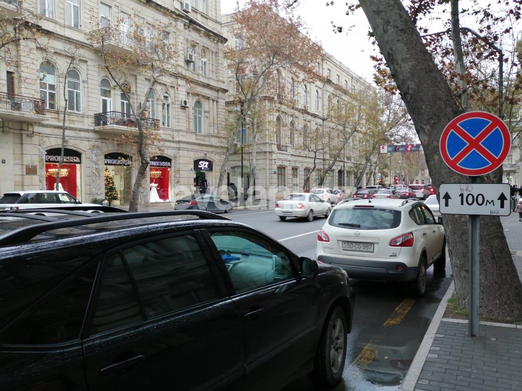 Kirayə verilir, ofis, 2 otaqlı, 45 m², Sahil m.