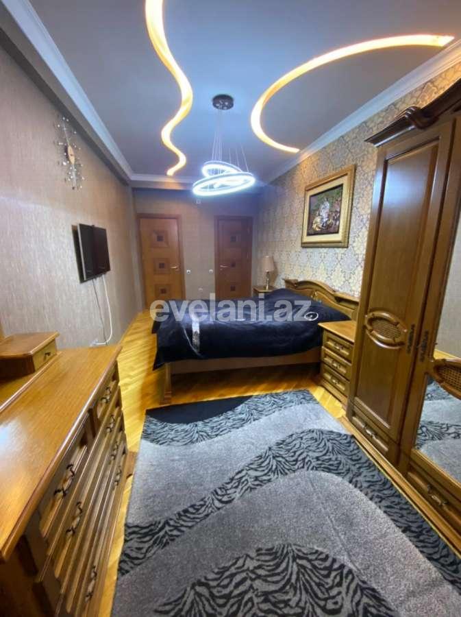 Satılır, yeni tikili, 3 otaqlı, 134 m², İnşaatçılar m.
