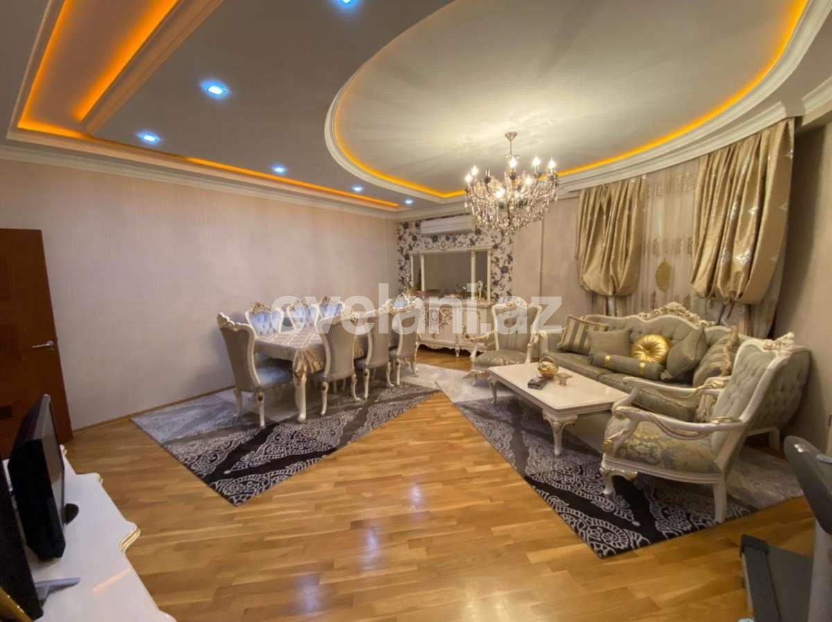 Satılır, yeni tikili, 3 otaqlı, 134 m², İnşaatçılar m.