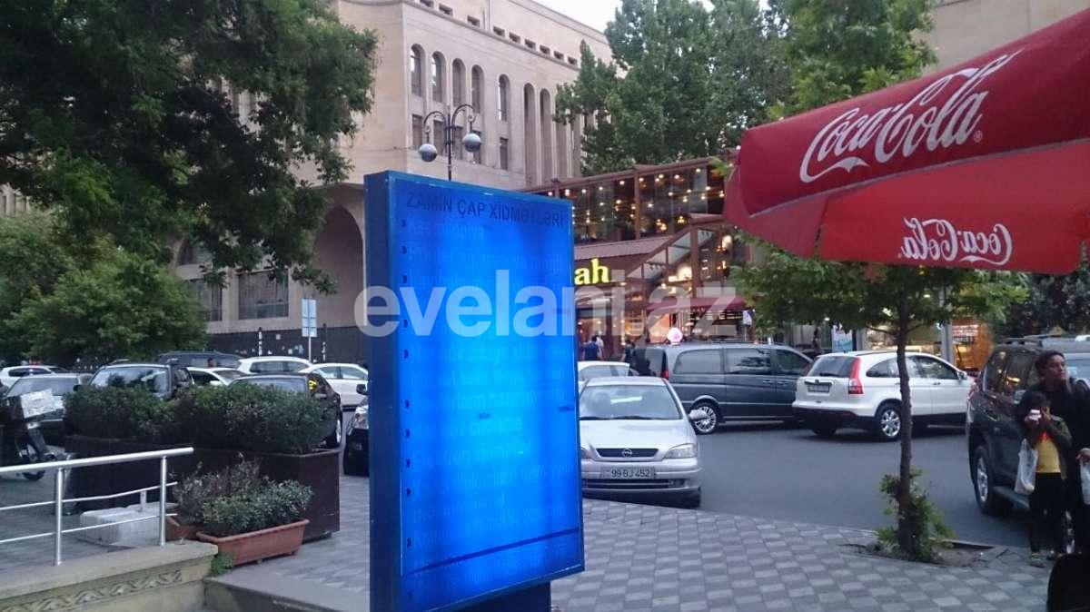 Продаётся, вторичка, 3-комнаты, 75 m², Элмляр Академиясы m.