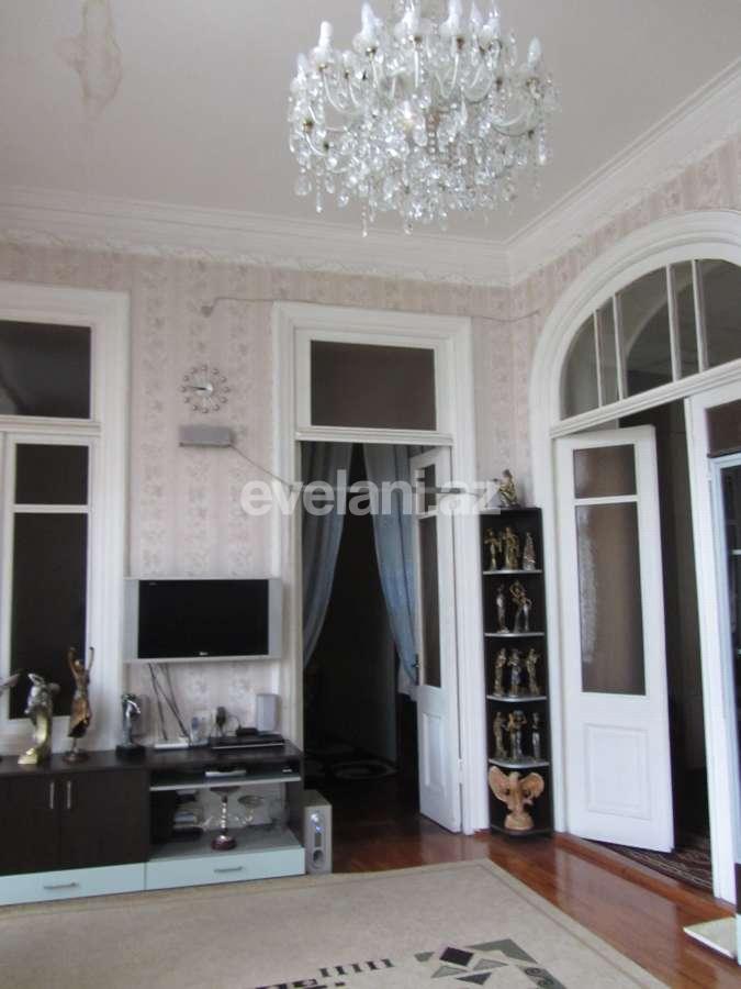 Satılır, köhnə tikili, 13 otaqlı, 370 m², Sahil m.