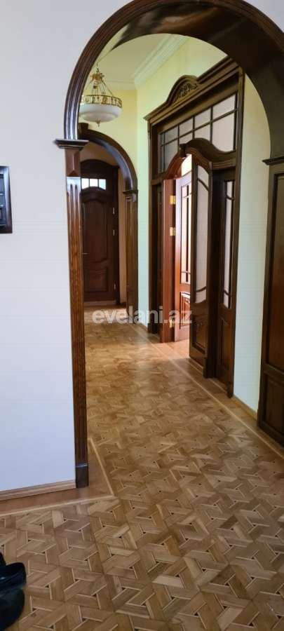 Kirayə verilir, villa, 8 otaqlı, 325 m², Nəsimi m.