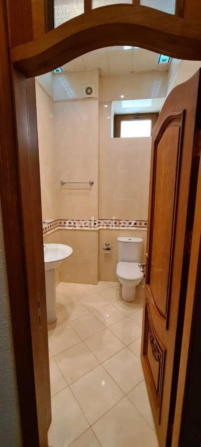 Kirayə verilir, villa, 8 otaqlı, 325 m², Nəsimi m.