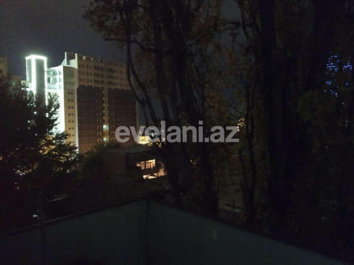 Satılır, köhnə tikili, 2 otaqlı, 70 m², İçəri Şəhər m.