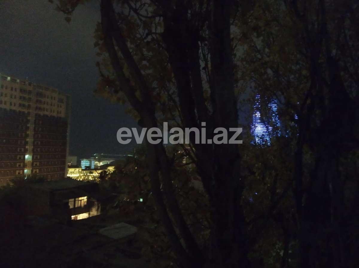 Satılır, köhnə tikili, 2 otaqlı, 70 m², İçəri Şəhər m.