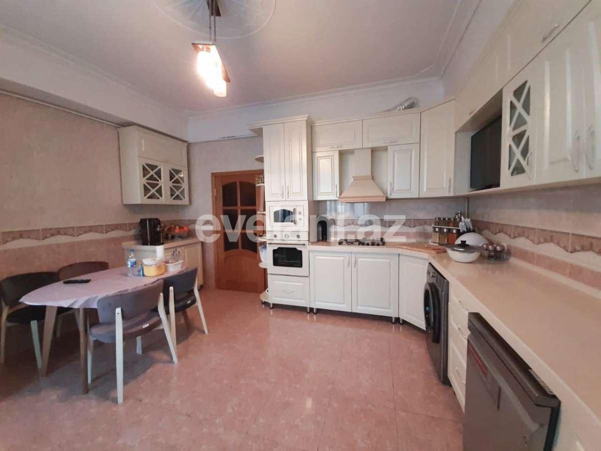 Satılır, yeni tikili, 4 otaqlı, 165 m², Səbail r.