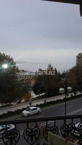 Продаётся, вторичка, 2-комнаты, 46 m², Ичери Шехер m.