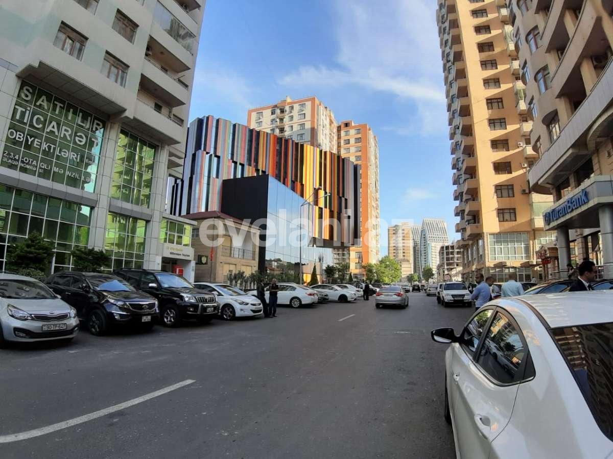 Продаётся, новостройка, 4-комнаты, 165 m², Элмляр Академиясы m.