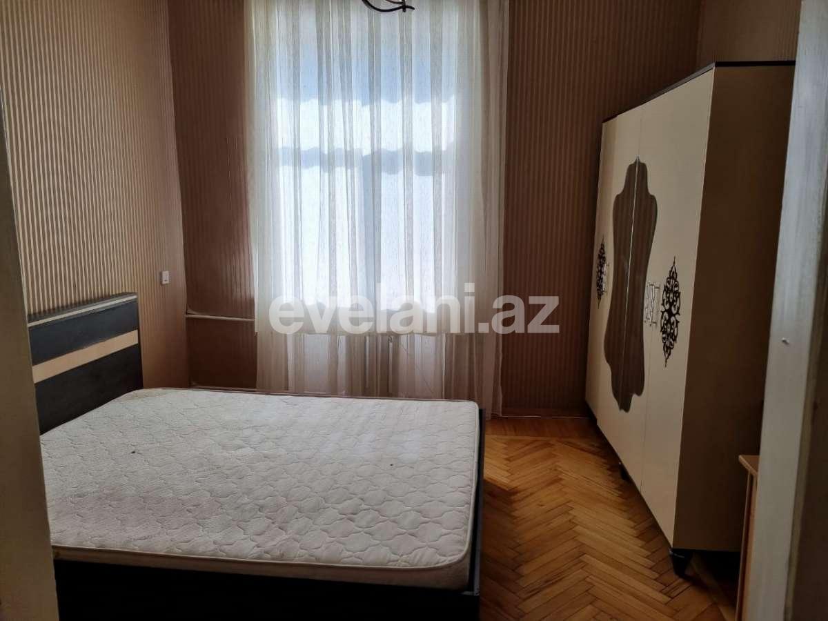 Rent, old building, 2 room, 60 m², Elmlar Akademiyası m.